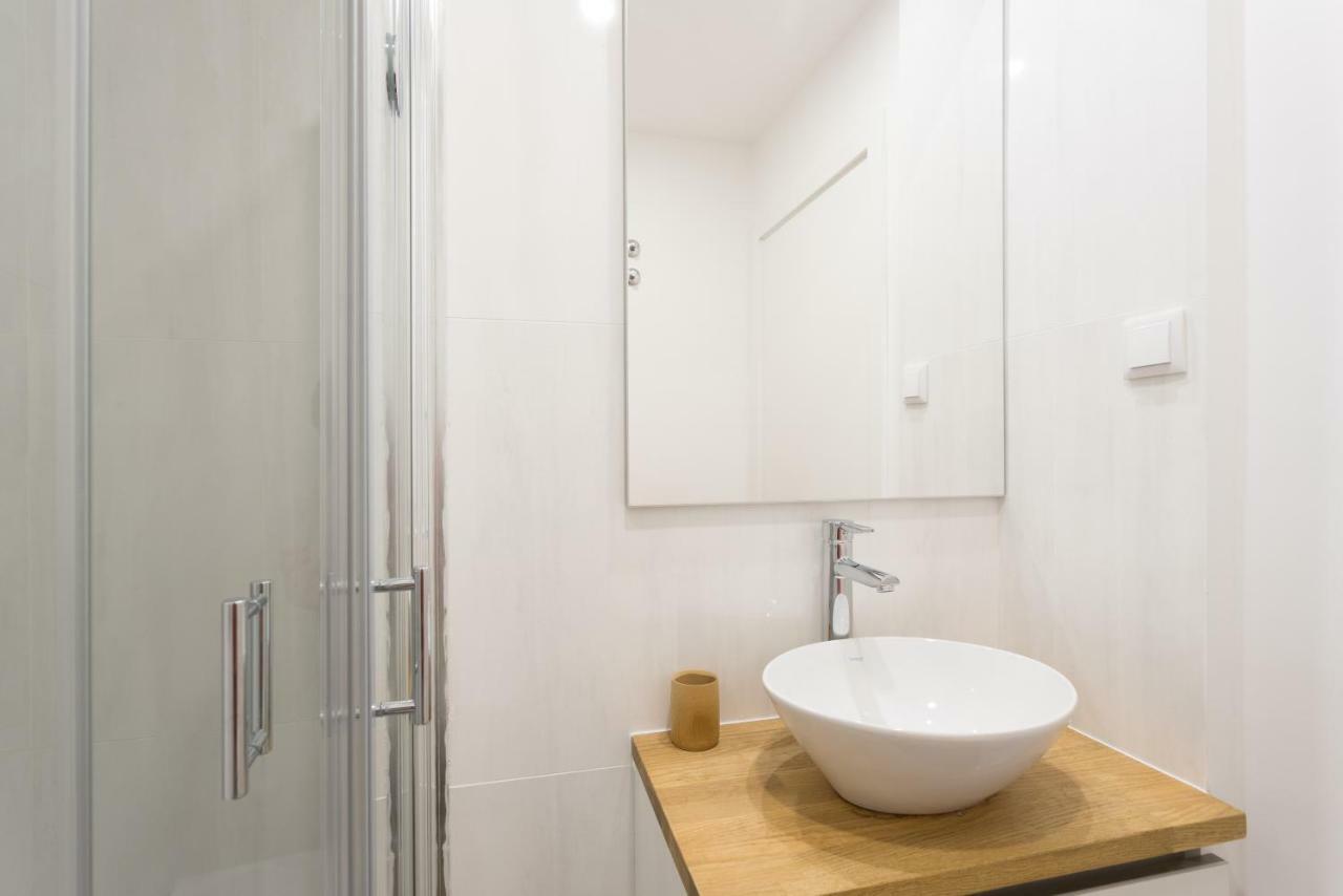 Alfama Lounge Three-bedroom W/ River View And Parking - By Lu Holidays * Lisbon
