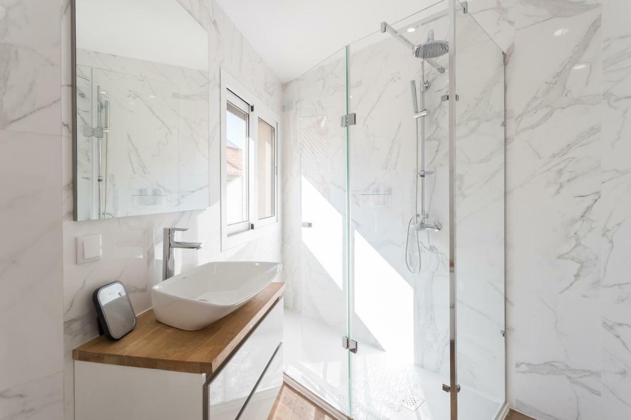 Alfama Lounge Three-bedroom W/ River View And Parking - By Lu Holidays Apartment